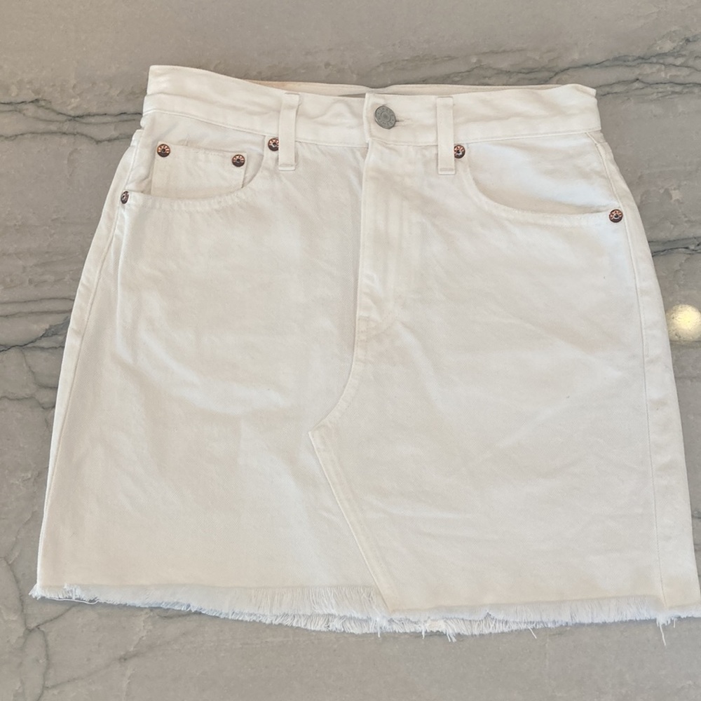 Trave white raw hem jean skirt